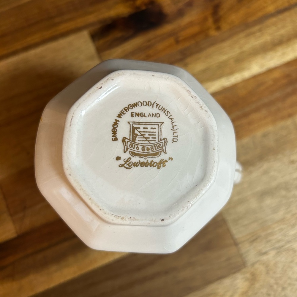 Enoch Wedgwood Tunstall Ltd. Lowestoft 4.5" Pitcher 💚 - Picture 4 of 5